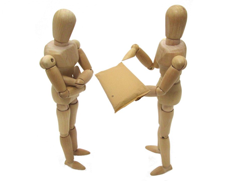 銀行の初任給が高水準な理由と時代を担う若者に求められる力とは